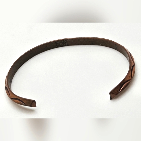 Real COPPER Carved Engraved Design Cuff Bracelet Smaller Sized - Picture 5 of 8